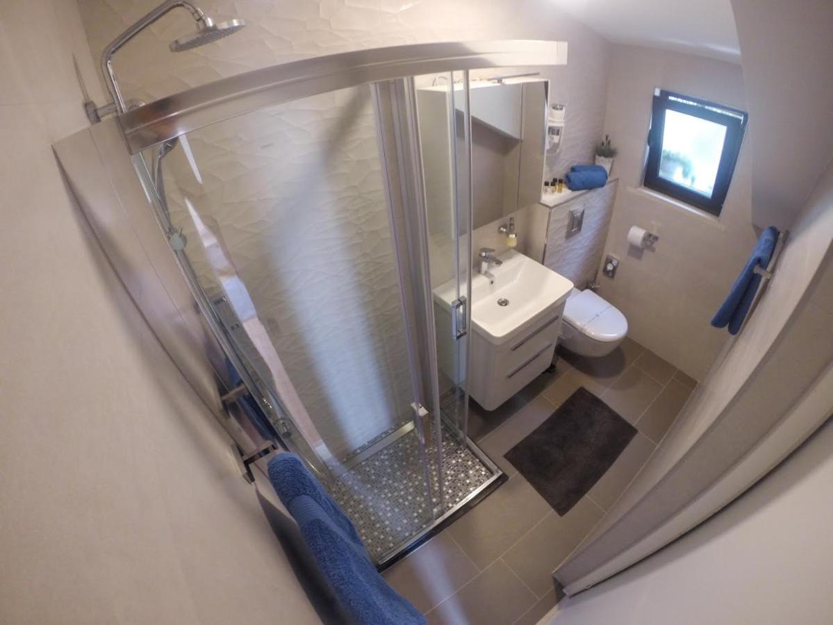 Apartment And Room Sveti Jakov Ντουμπρόβνικ Εξωτερικό φωτογραφία