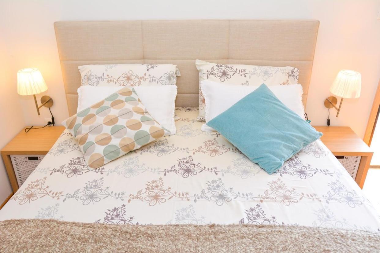 Apartment And Room Sveti Jakov Ντουμπρόβνικ Εξωτερικό φωτογραφία