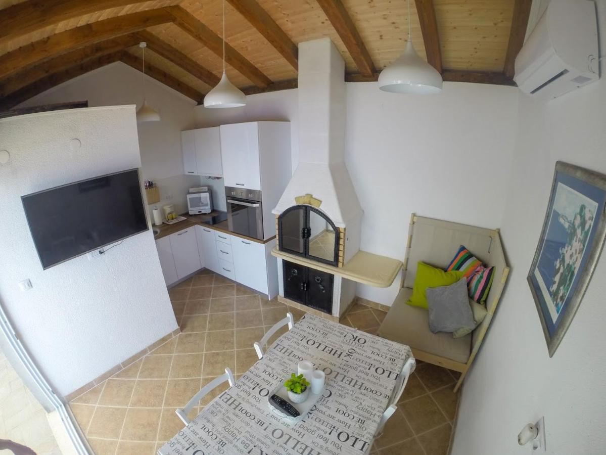 Apartment And Room Sveti Jakov Ντουμπρόβνικ Εξωτερικό φωτογραφία